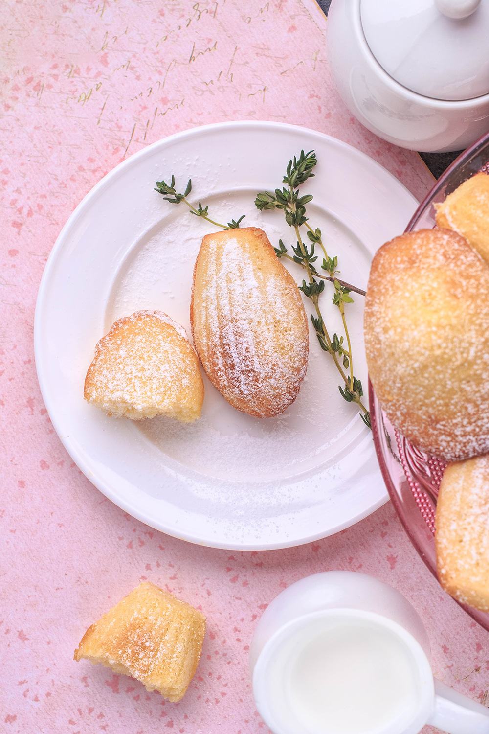 Madeleines Are Enchanting French Tea Cakes You'll Fall In Love With | Cooking Clue
