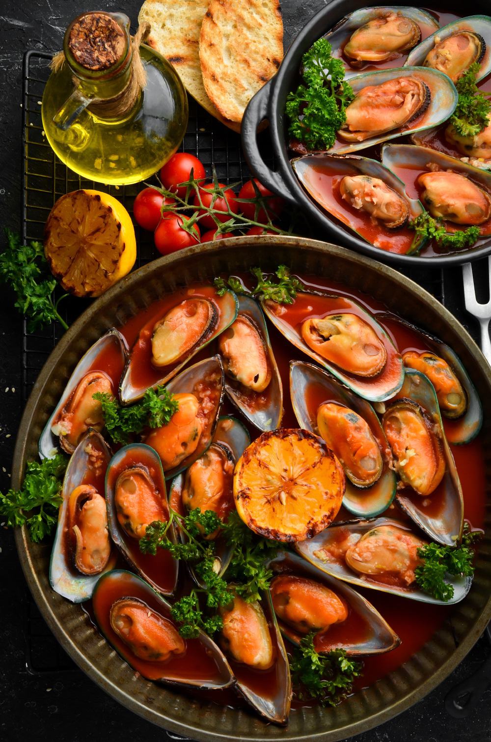 Mussel Pot With Tangy Tomato And Ginger Sauce | Cooking Clue | The Eater's Manifesto