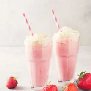 Retro Strawberry Milkshake | Cooking Clue | The Eater's Manifesto